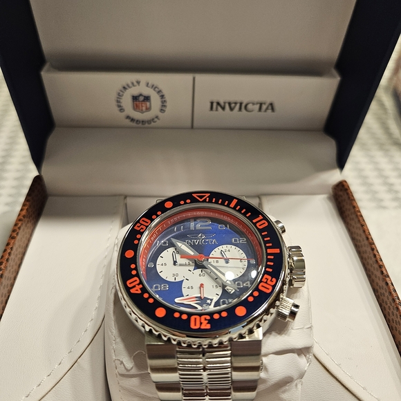 Invicta Men's NFL Patriots Chronograph Dive Watch (Limited Edition)